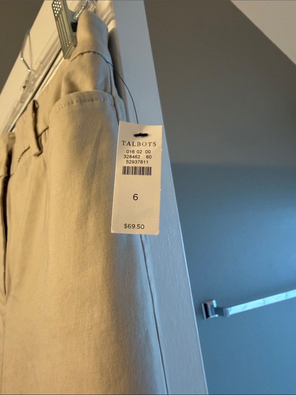 Talbots capris - Picture 2 of 5